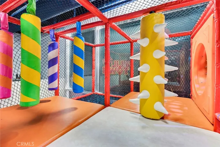 5015 Eagle Rock Boulevard 100, Los Angeles, California 90041