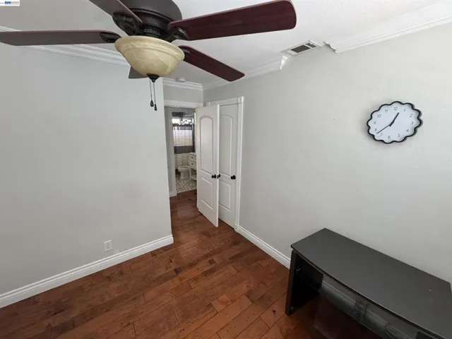 1250 Cape Cod Way, Concord, California 94521