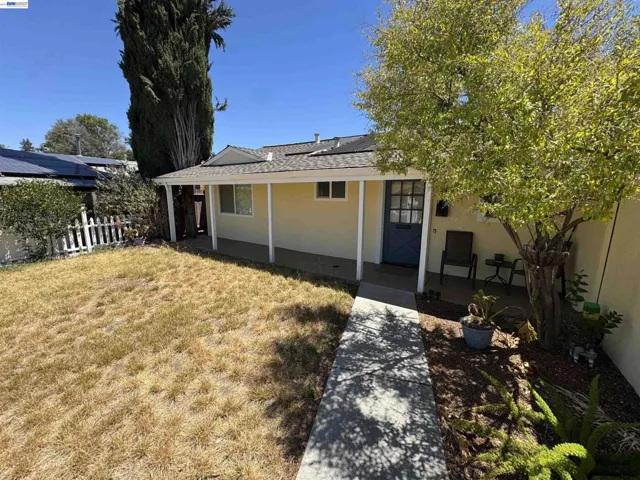 1250 Cape Cod Way, Concord, California 94521