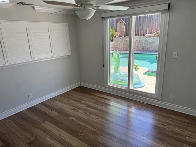 1250 Cape Cod Way, Concord, California 94521