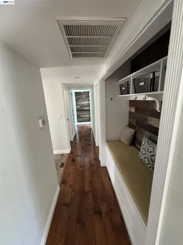 1250 Cape Cod Way, Concord, California 94521