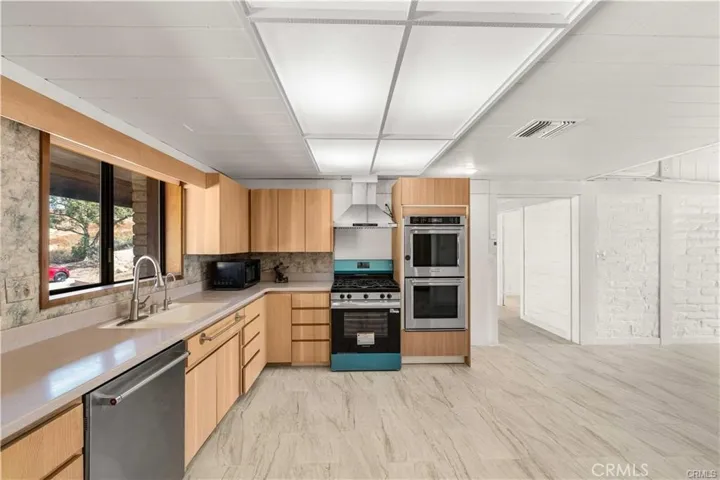 6308 Hawarden, Riverside, California 92506