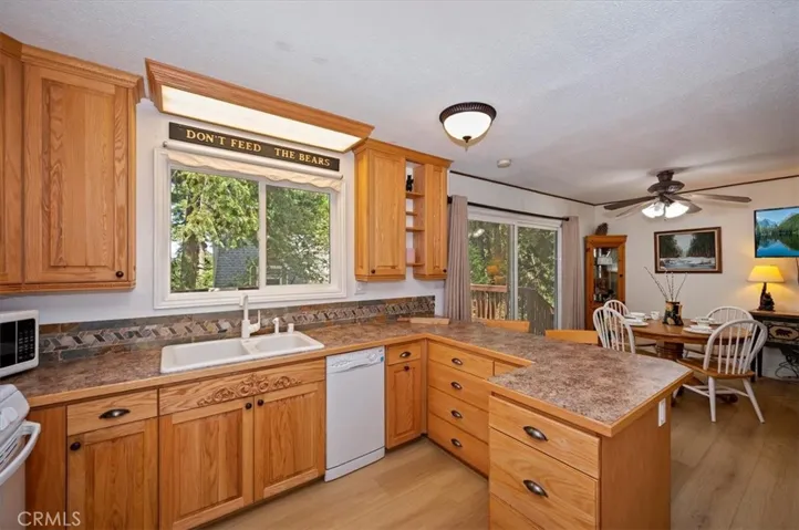 515 View, Lake Arrowhead, California 92352