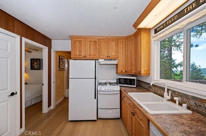 515 View, Lake Arrowhead, California 92352