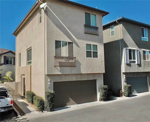 12035 Millennium Park Court, Hawthorne, California 90250