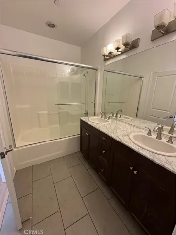 Primary bathroom top level, 3rd floor - original photo