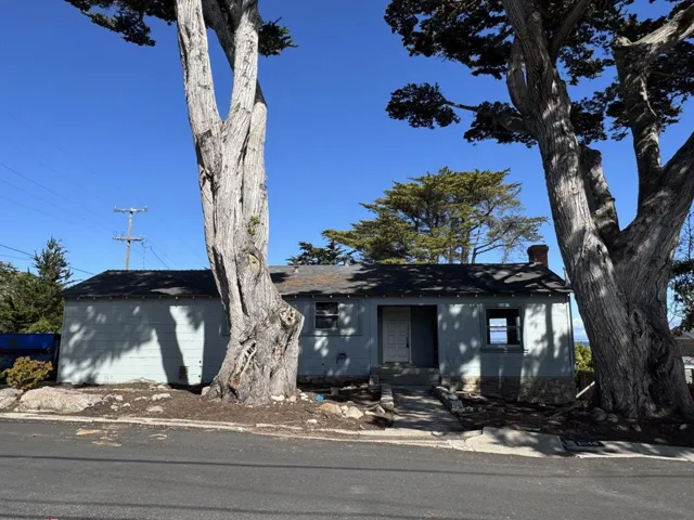1046 Balboa, Pacific Grove, California 93950