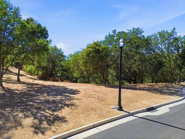 8341 Winter Green Court, Gilroy, California 95020 — photo 5