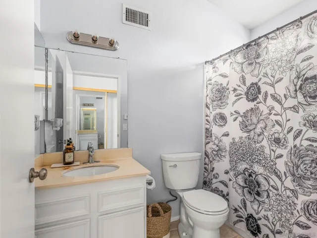 15681 Davis Cup, Ramona, California 92065