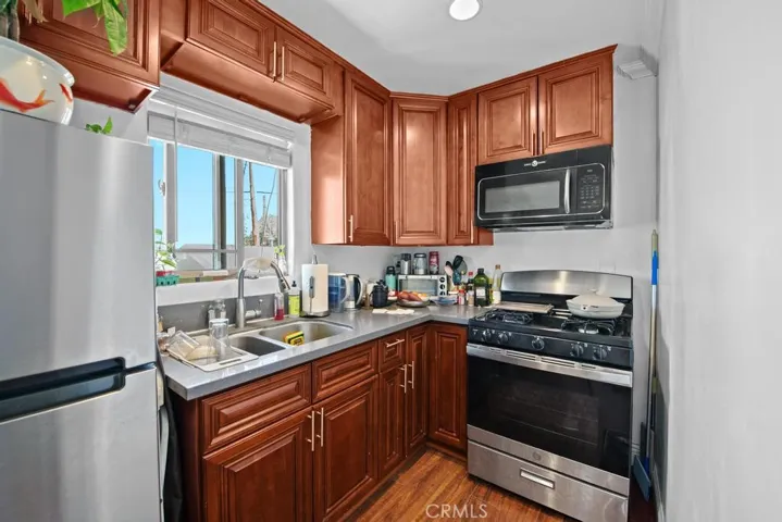 1357 W Temple, Los Angeles, California 90026