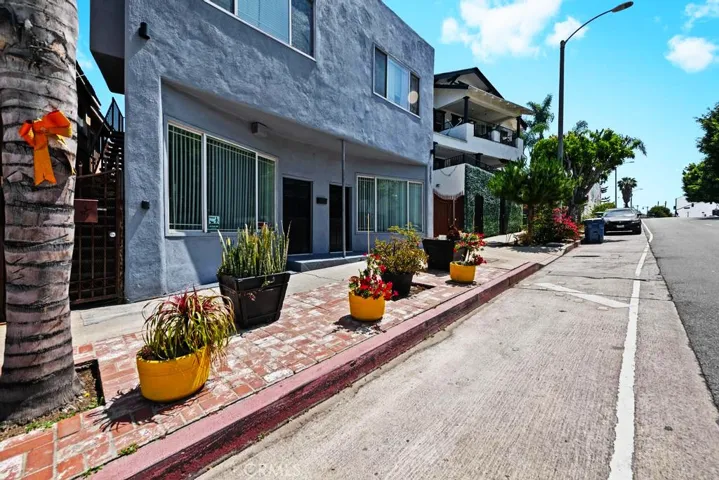 1357 W Temple, Los Angeles, California 90026