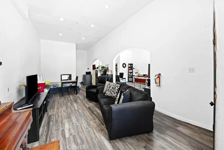 1357 W Temple, Los Angeles, California 90026
