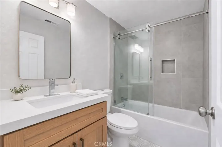 100 Fulmar, Aliso Viejo, California 92656
