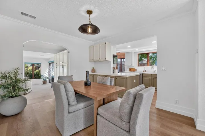 434 Morrissey Boulevard, Santa Cruz, California 95062