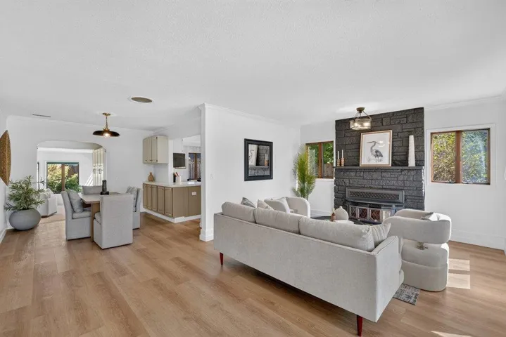 434 Morrissey Boulevard, Santa Cruz, California 95062