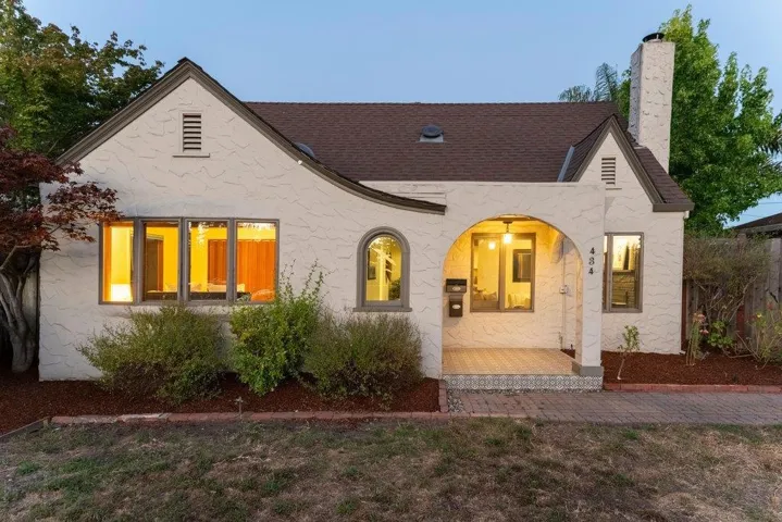 434 Morrissey Boulevard, Santa Cruz, California 95062