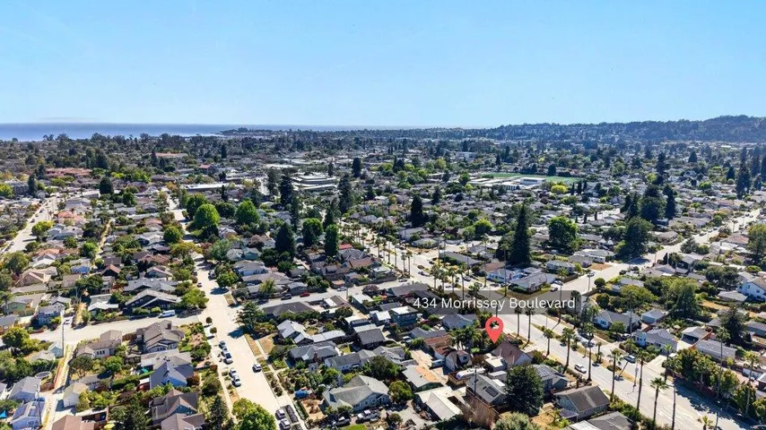 434 Morrissey Boulevard, Santa Cruz, California 95062