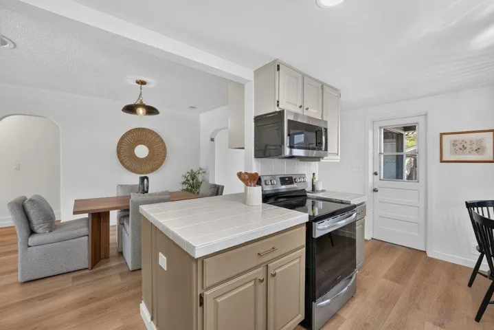 434 Morrissey Boulevard, Santa Cruz, California 95062