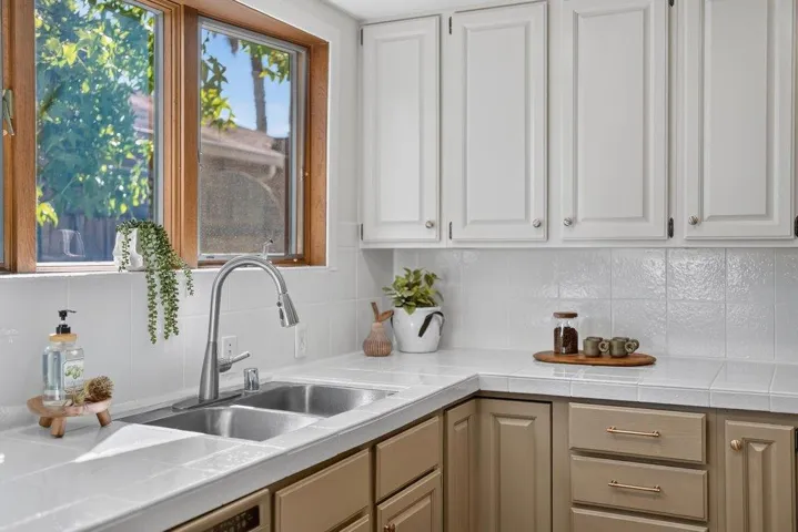 434 Morrissey Boulevard, Santa Cruz, California 95062