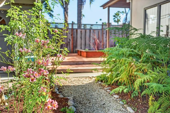 434 Morrissey Boulevard, Santa Cruz, California 95062