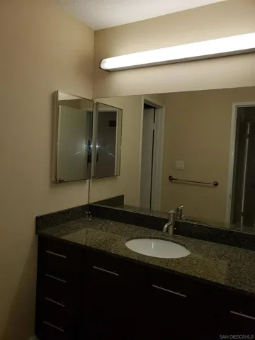 7425 Charmant 2601, San Diego, California 92122