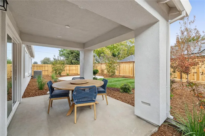 2631 Knotwood Terrace, Chico, California 95973