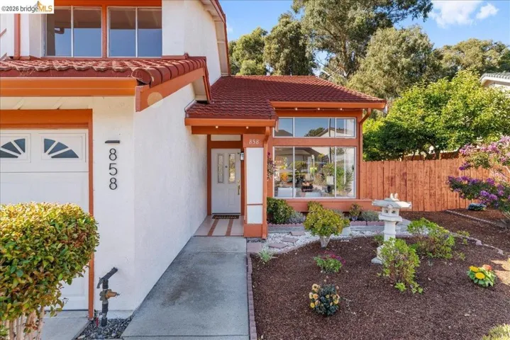 858 Coral Ridge Circle, Rodeo, California 94572-1806