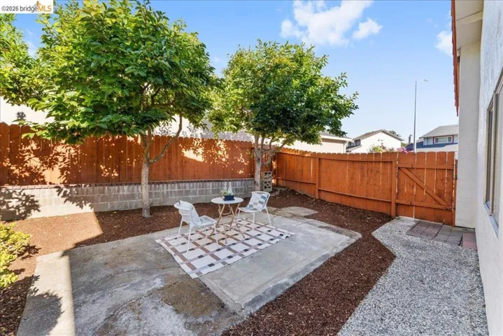 858 Coral Ridge Circle, Rodeo, California 94572-1806