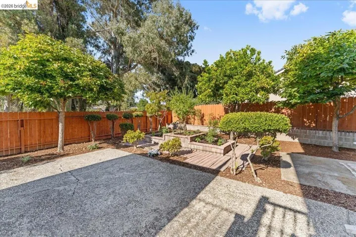 858 Coral Ridge Circle, Rodeo, California 94572-1806