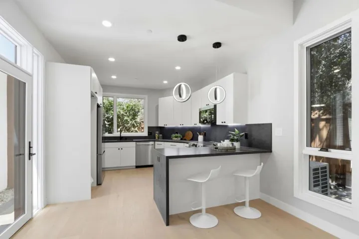 1720 Penny Way, Los Altos, California 94024