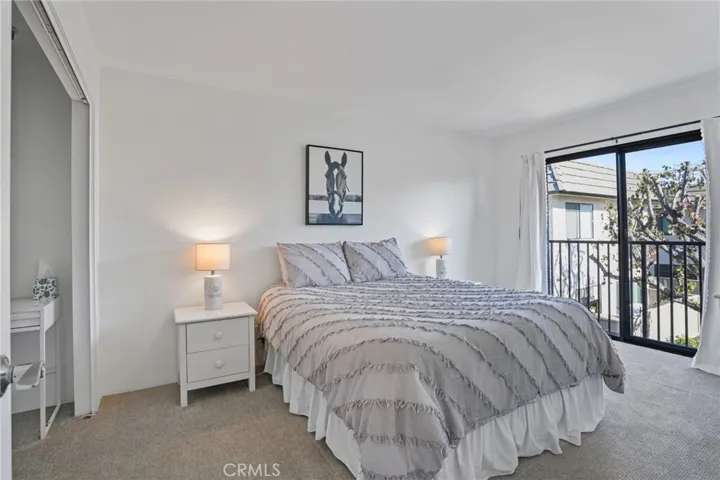 Guest bed
