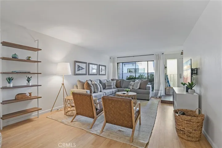 844 S Sierra, Solana Beach, California 92075