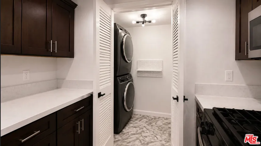 1250 S Westgate Avenue 302, Los Angeles, California 90025