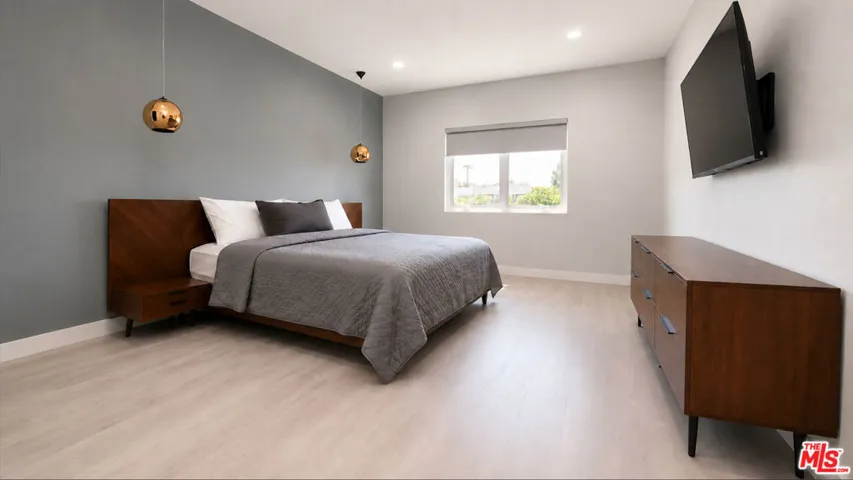 1250 S Westgate Avenue 302, Los Angeles, California 90025