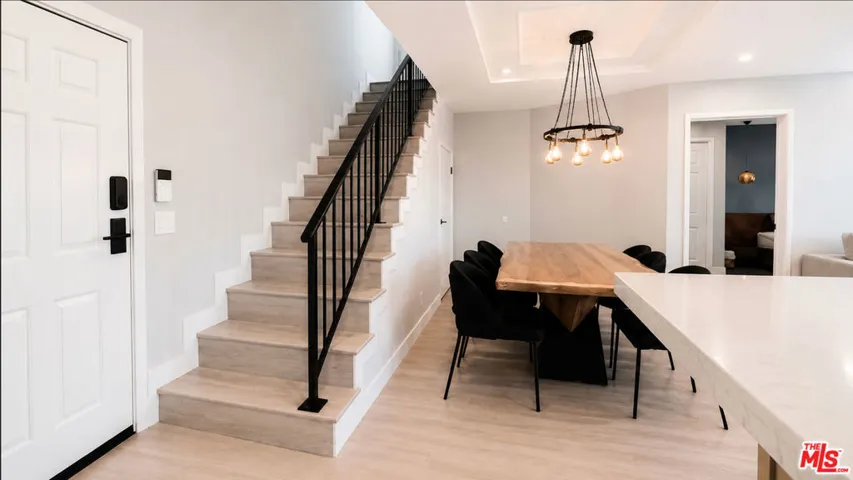 1250 S Westgate Avenue 302, Los Angeles, California 90025