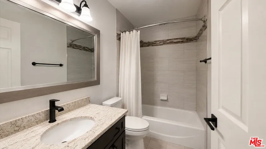 1250 S Westgate Avenue 302, Los Angeles, California 90025