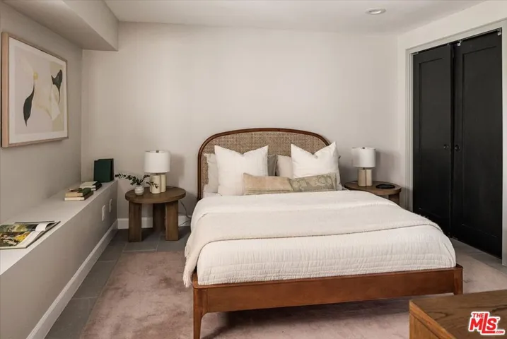 5166 High Crest Avenue, Los Angeles, California 90041