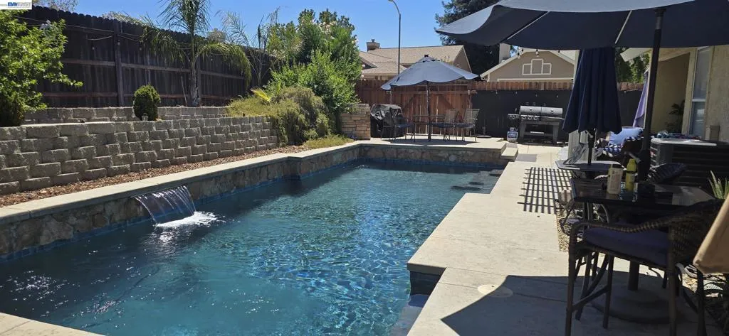 8109 Scalford Ct, Sacramento, California 95829