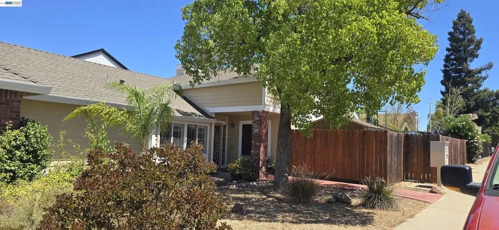 8109 Scalford Ct, Sacramento, California 95829