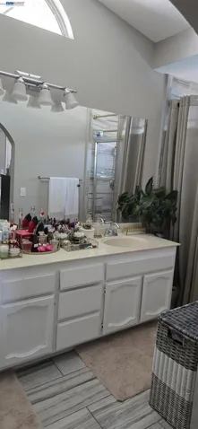8109 Scalford Ct, Sacramento, California 95829