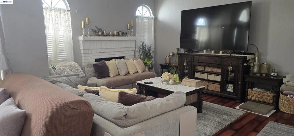 8109 Scalford Ct, Sacramento, California 95829