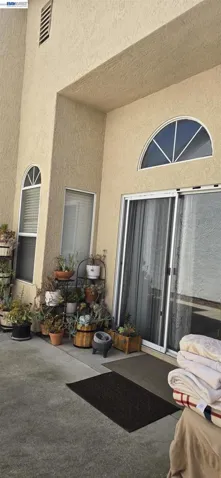 8109 Scalford Ct, Sacramento, California 95829