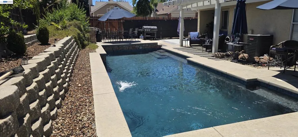 8109 Scalford Ct, Sacramento, California 95829