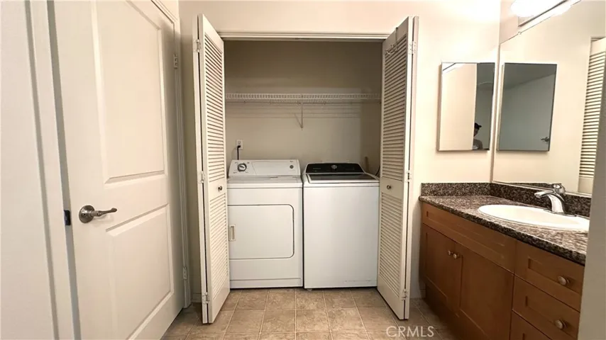 100 S Alameda 206, Los Angeles, California 90012