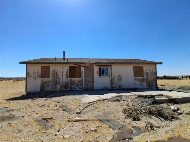 34115 Mountain View, Hinkley, California 92347