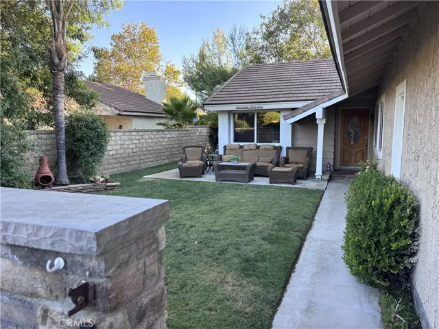 25557 Alesna, Valencia, California 91355