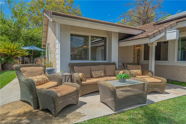 25557 Alesna, Valencia, California 91355 — photo 5