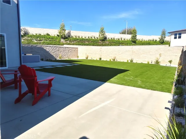 130 Ashpark, Lake Forest, California 92630