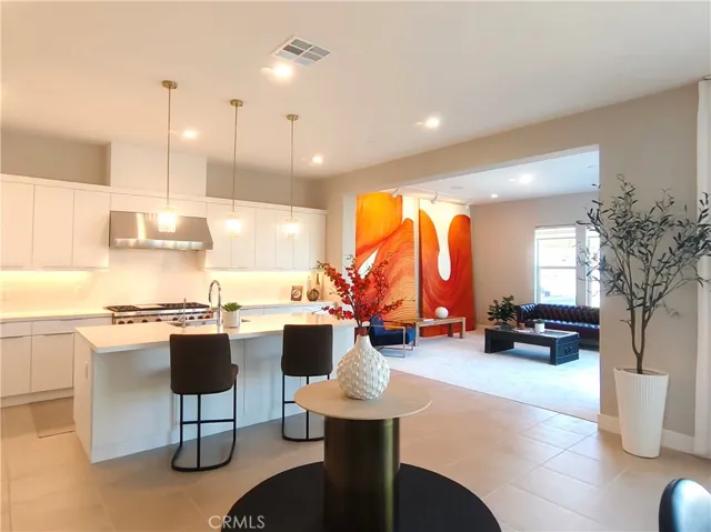 130 Ashpark, Lake Forest, California 92630
