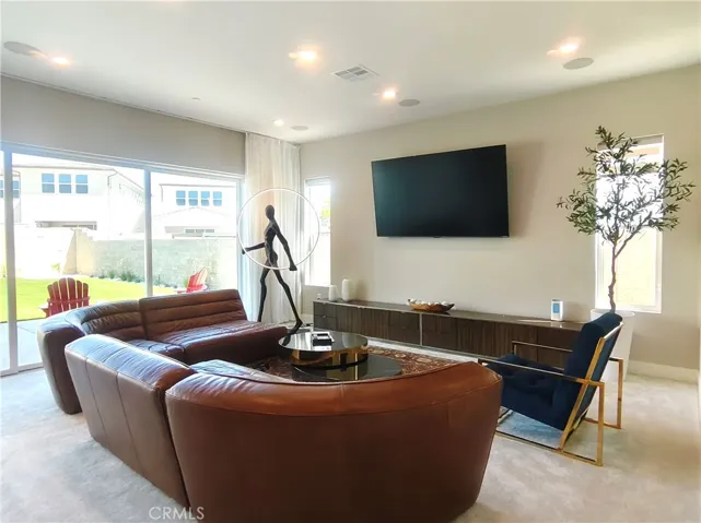 130 Ashpark, Lake Forest, California 92630